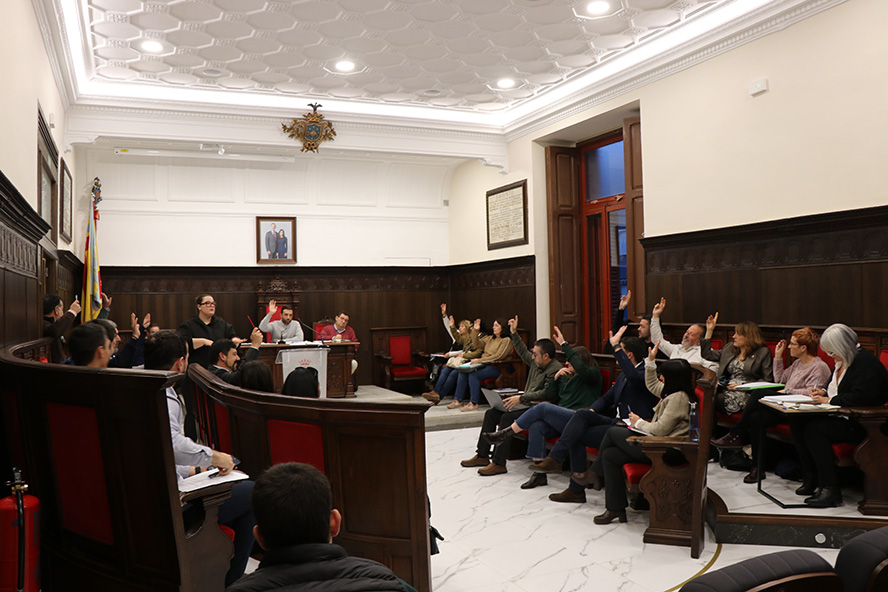 El Pleno municipal solicita una financiación justa del sistema de dependencia en la Comunitat Valenciana