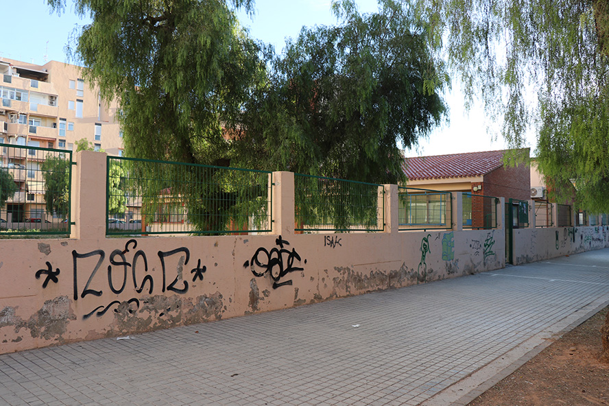 El Pleno acuerda instar a la Generalitat Valenciana a la rehabilitación del centro escolar de la plaza Ibérica como nuevo centro de salud mental
